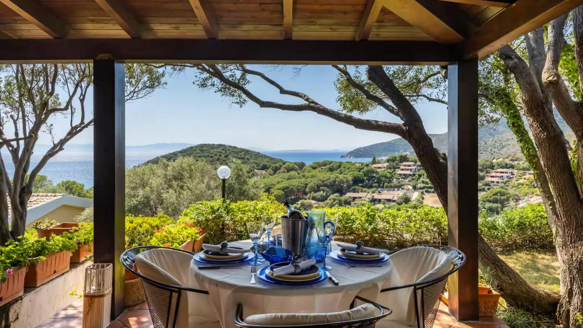 Brezza Di Geremeas Villa Quartu SantʼElena Nyaraló